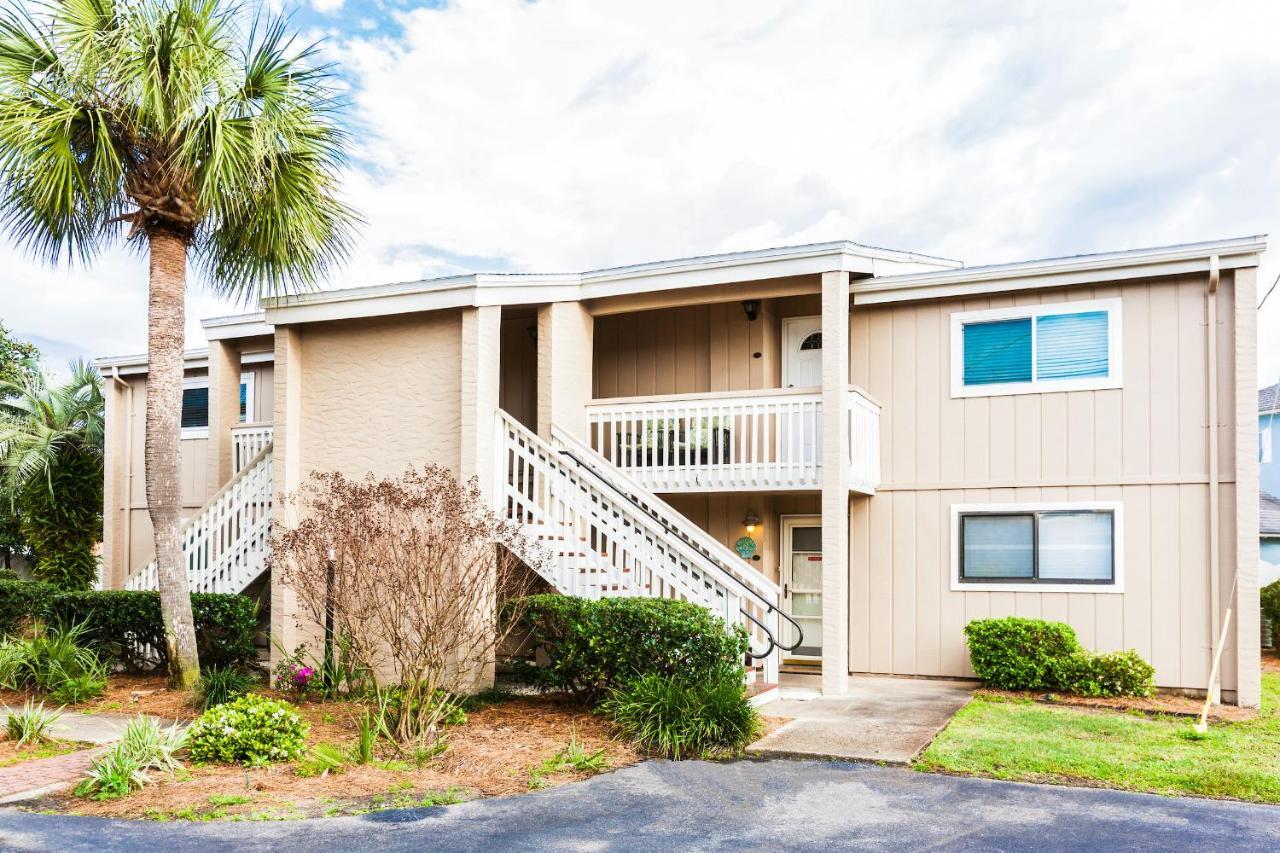 Newly Remodeled Condo With Pool - Steps To Beach! Condo Destin Exterior photo